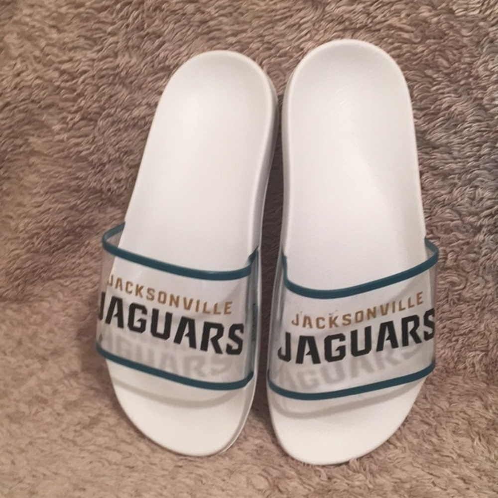 🔥4/$20 NEW Jacksonville Jaguars slip on sandals - sz 5/6